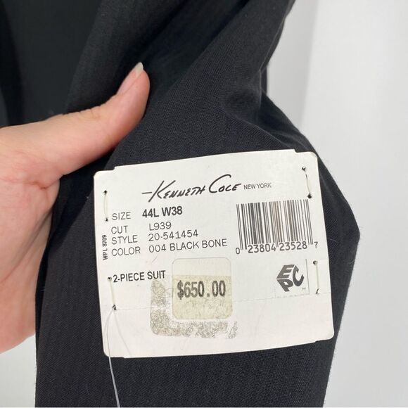 Kenneth Cole New York Men’s Black Pin Striped Wool Suit Jacket Blazer size 44L - Picture 2 of 4